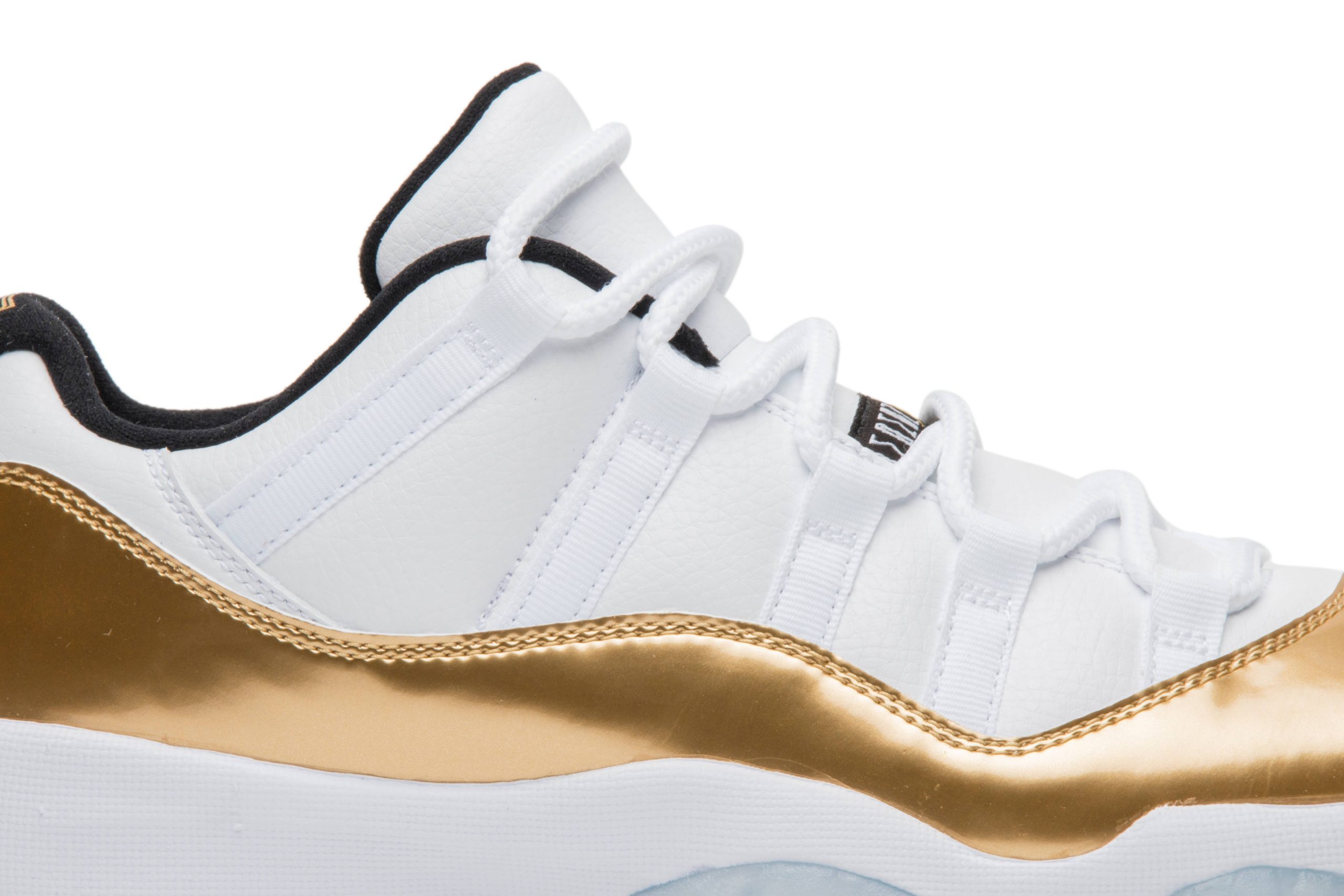 Air Jordan 11 Retro Low 'Closing Ceremony' 528895-103-7