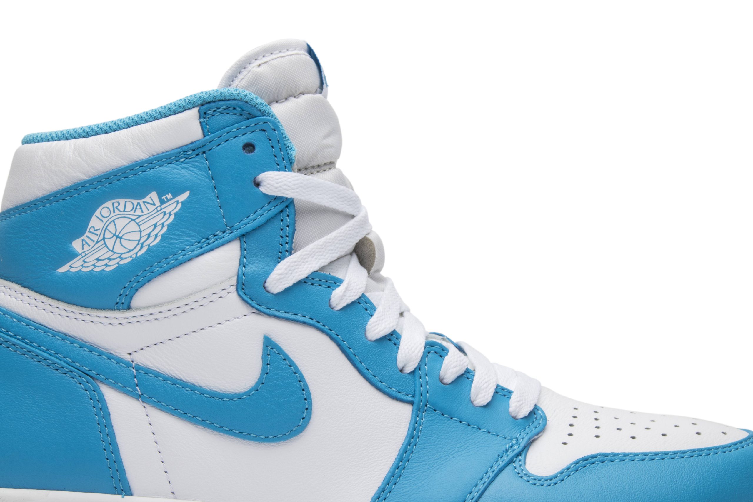 Air Jordan 1 Retro High OG 'UNC' 555088-117-7