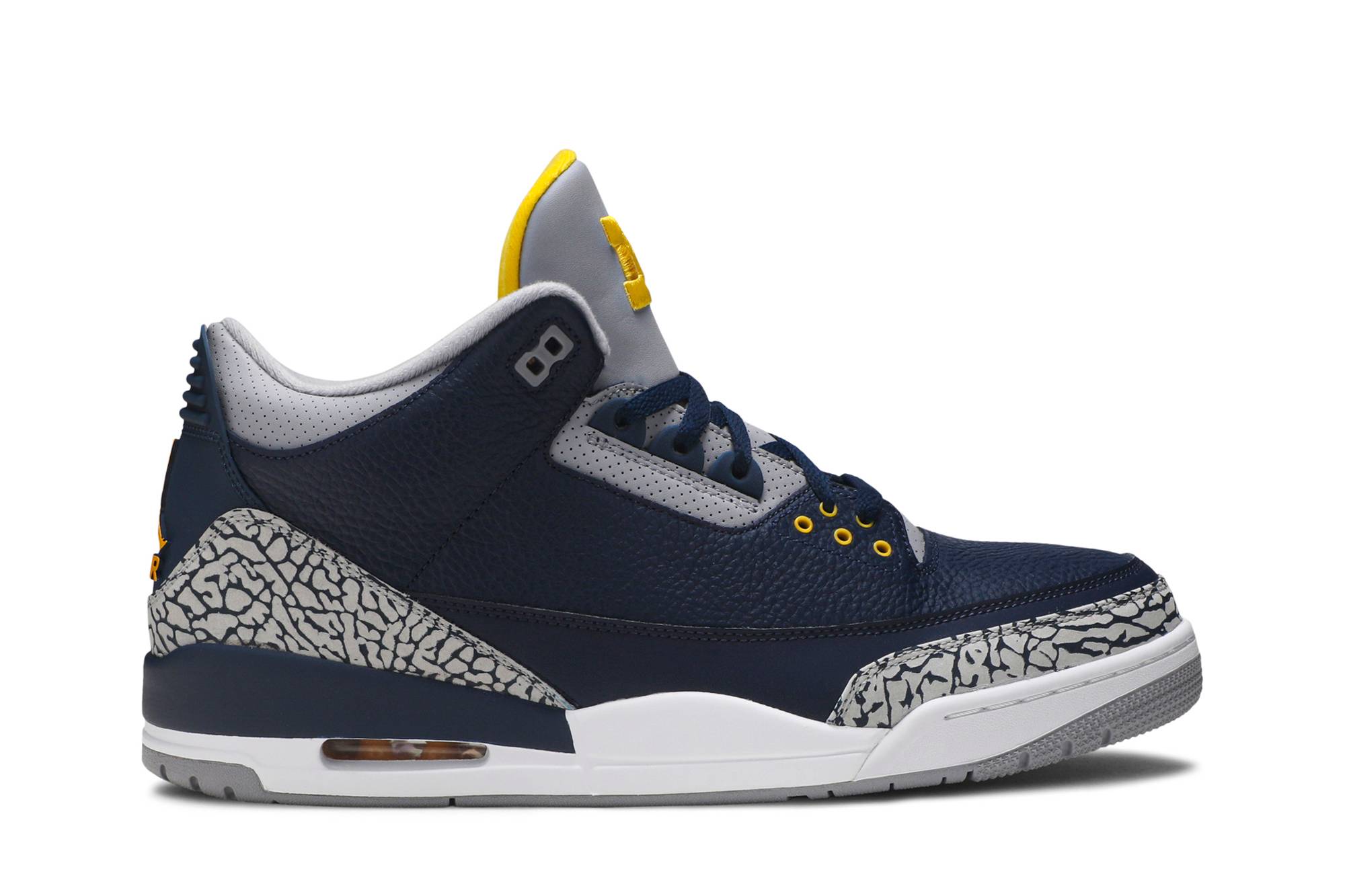 Air Jordan 3 Retro 'Michigan Wolverines' PE AJ3-820064-6