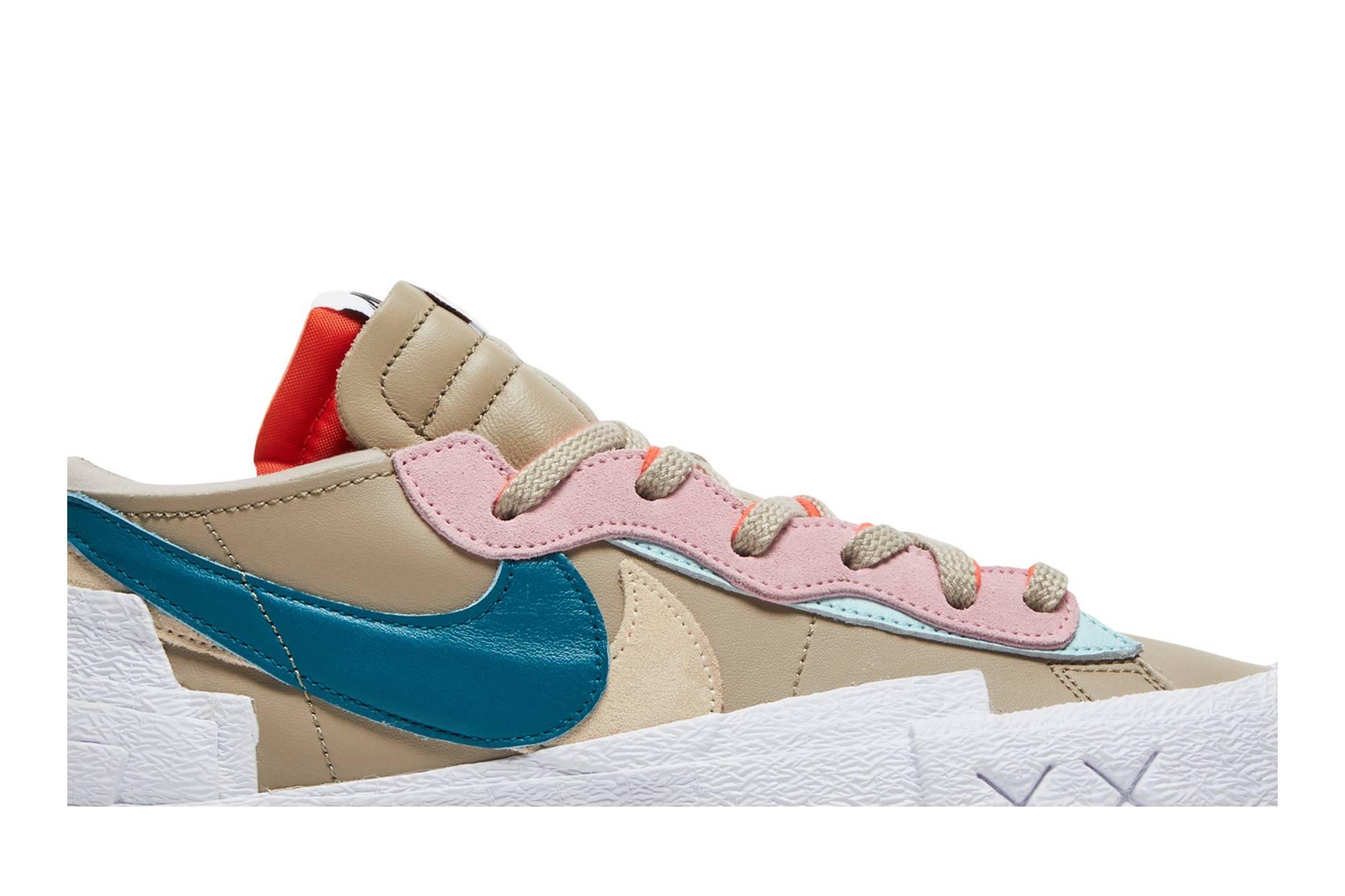 KAWS x sacai x Nike Blazer Low 'Reed' DM7901-200-5