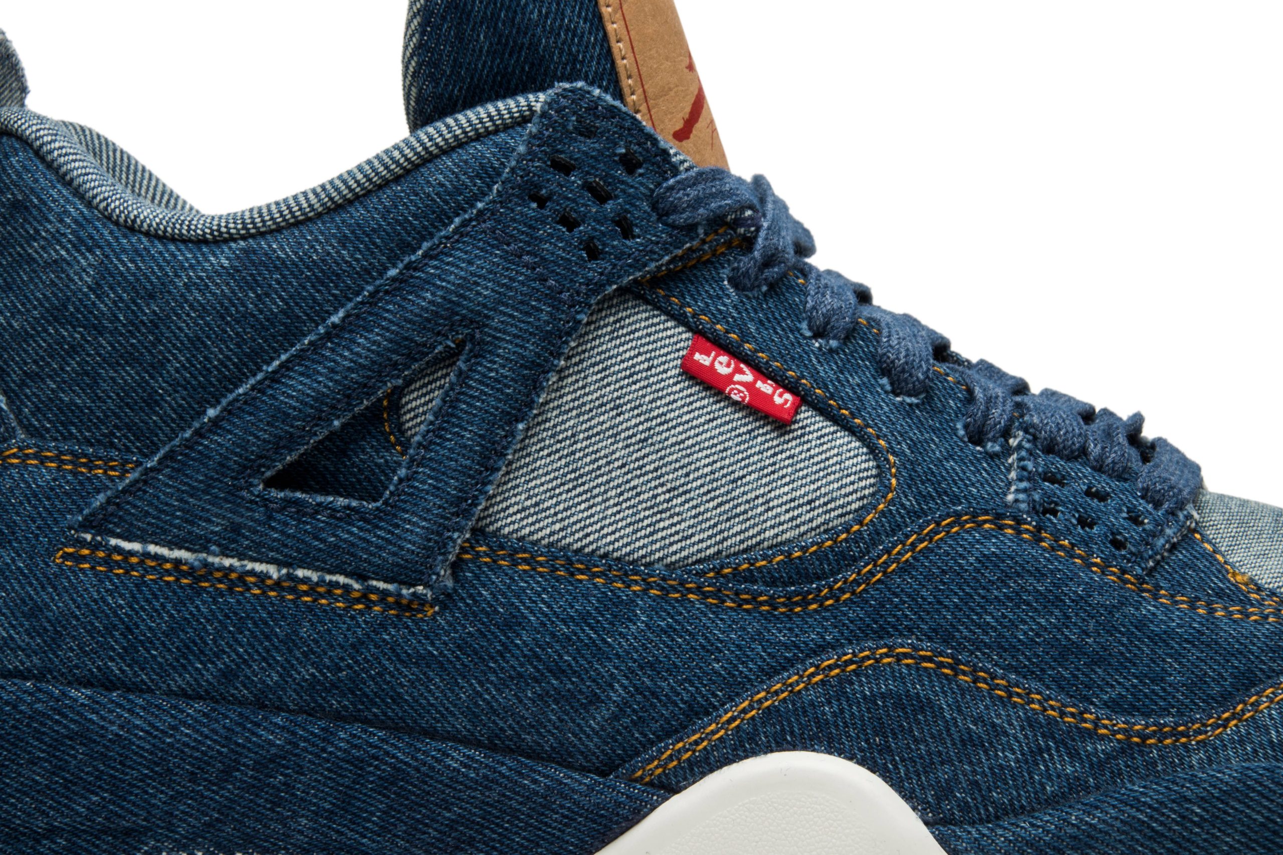 Levi's x Air Jordan 4 Retro 'Denim' [also worn by Jay Chou] AO2571-401-7