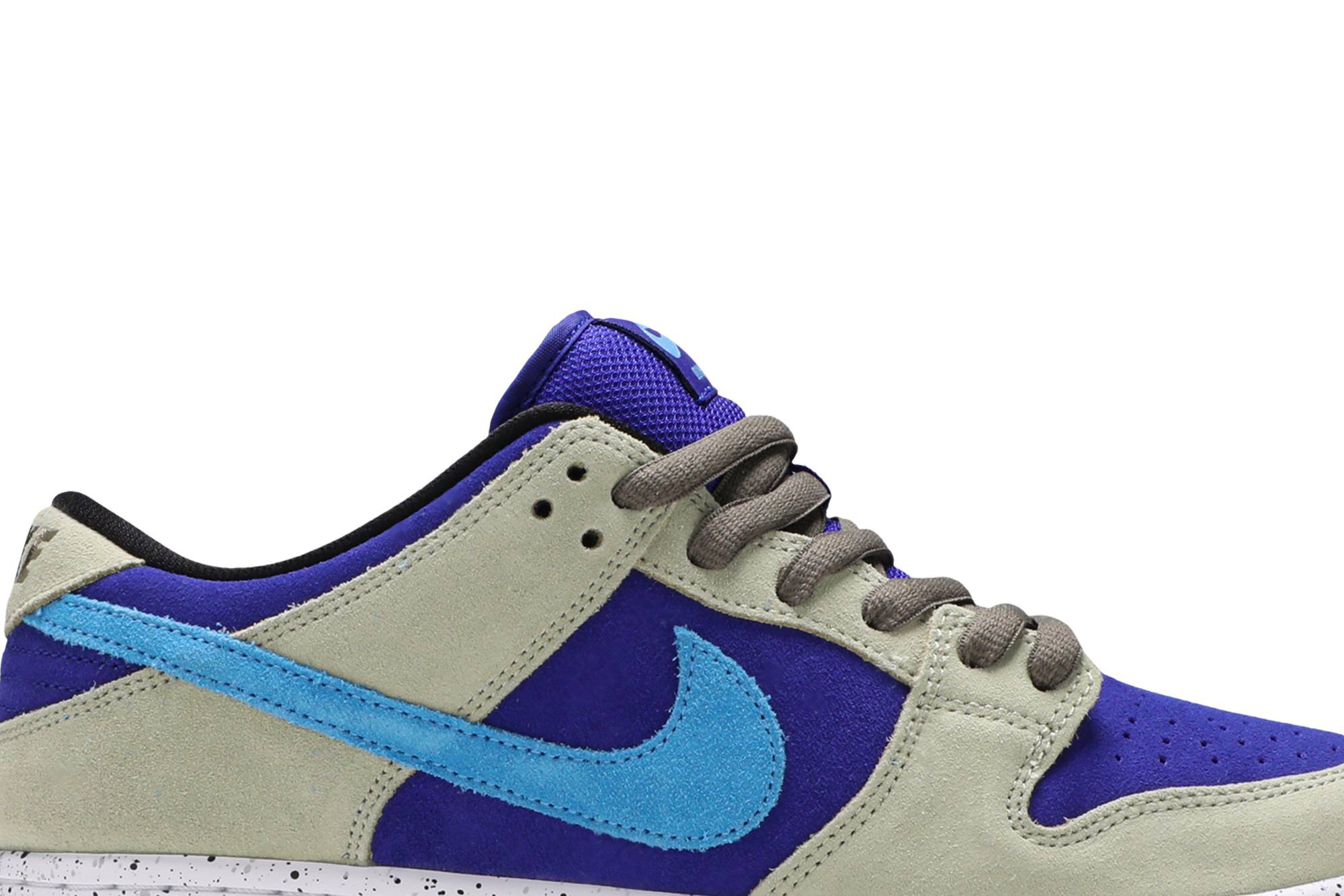 Nike SB Dunk Low 'ACG Celadon' BQ6817-301-8