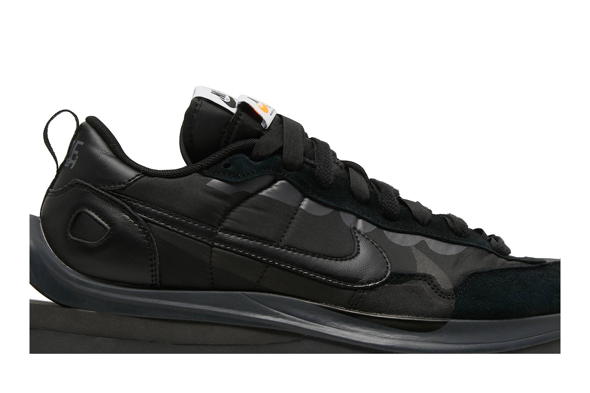 sacai x Nike VaporWaffle 'Black Gum' DD1875-001-6