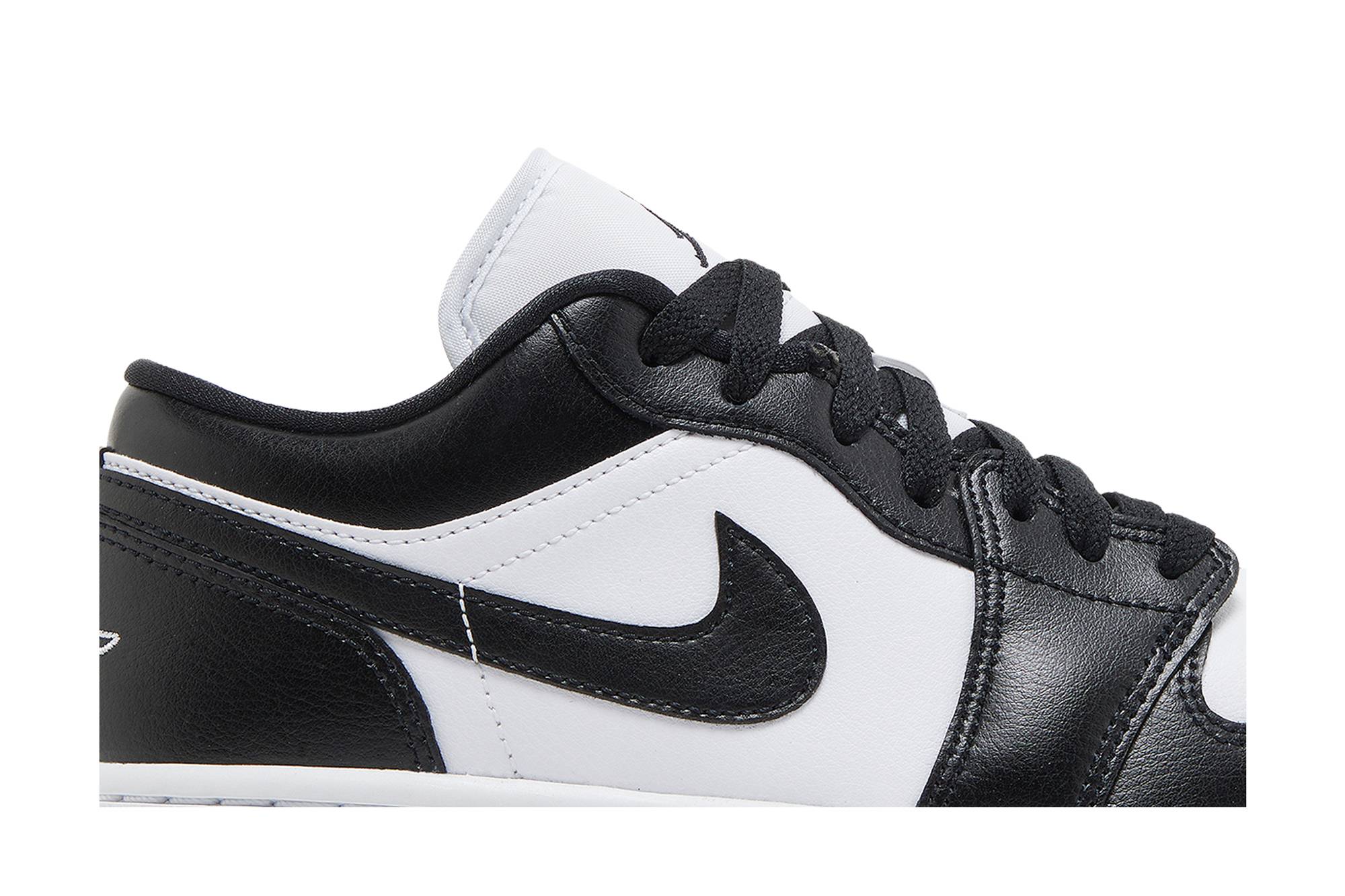 (Women) Air Jordan 1 Low 'Panda' DC0774-101-4