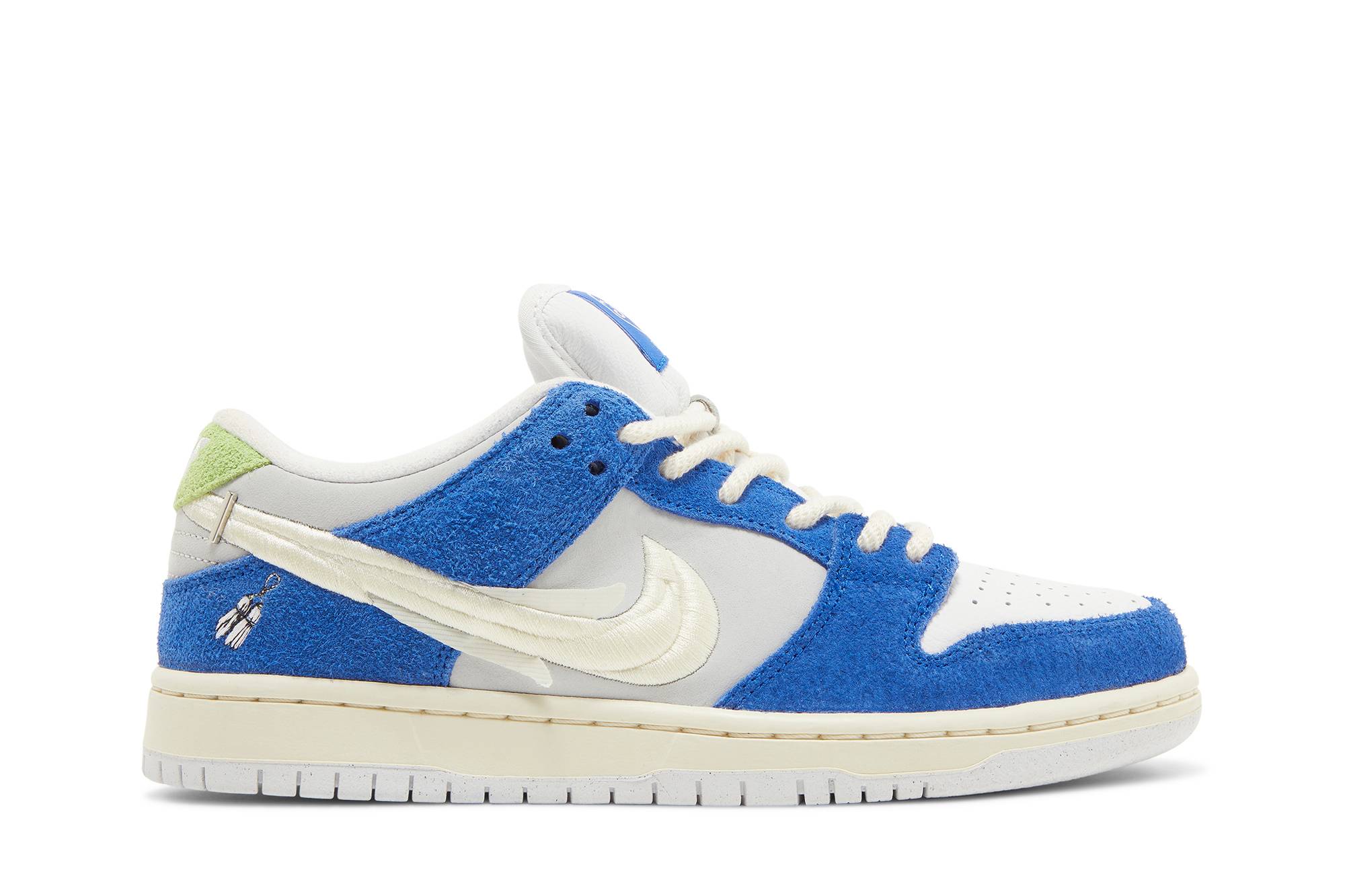 Fly Streetwear x Nike SB Dunk Low DQ5130-400-9