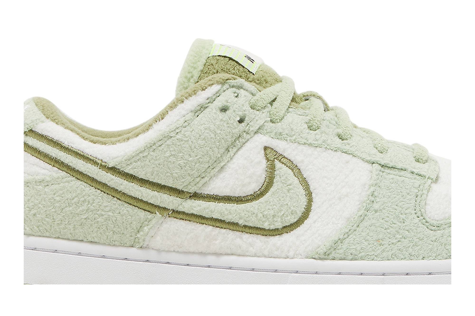 Nike Dunk Low 'Fleece - Honeydew' DQ7579-300-7