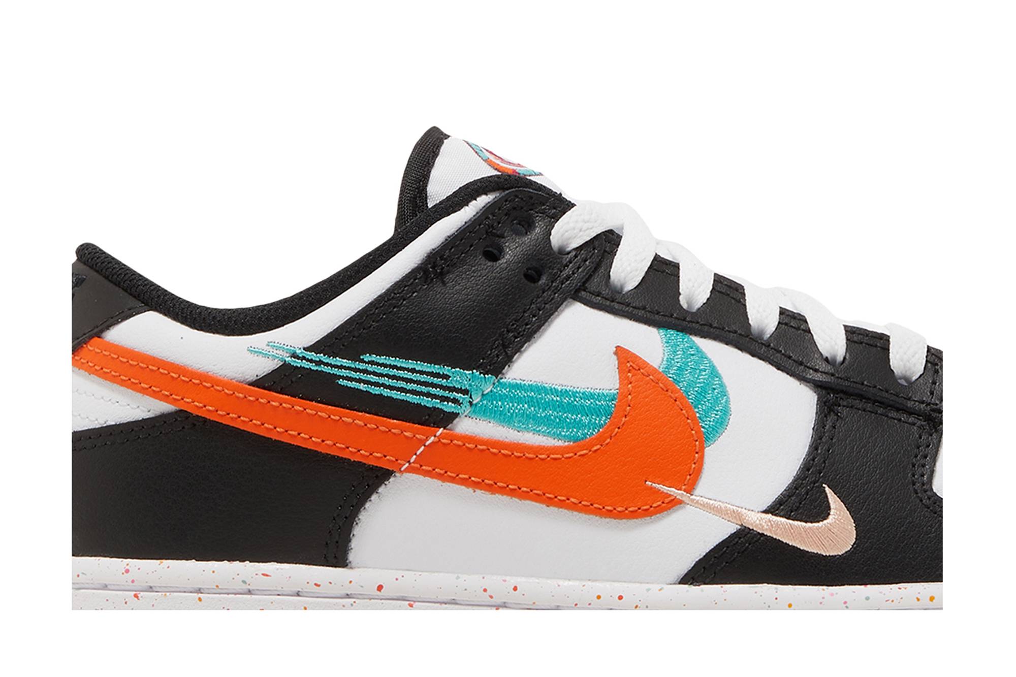 Nike Dunk Low 'Multi-Swoosh' FD4623-131-6