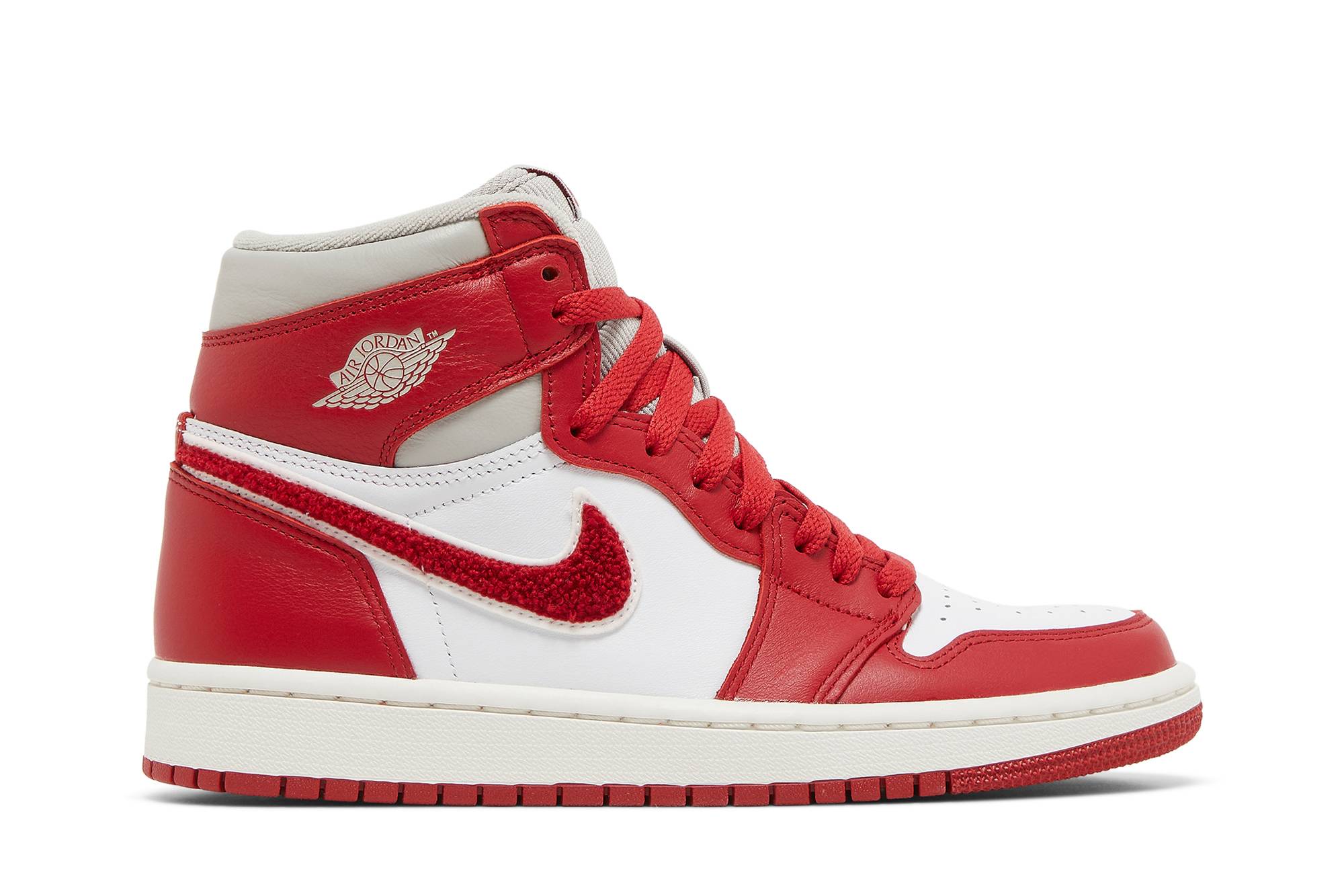 Air Jordan 1 High OG 'Chenille' DJ4891-061-10