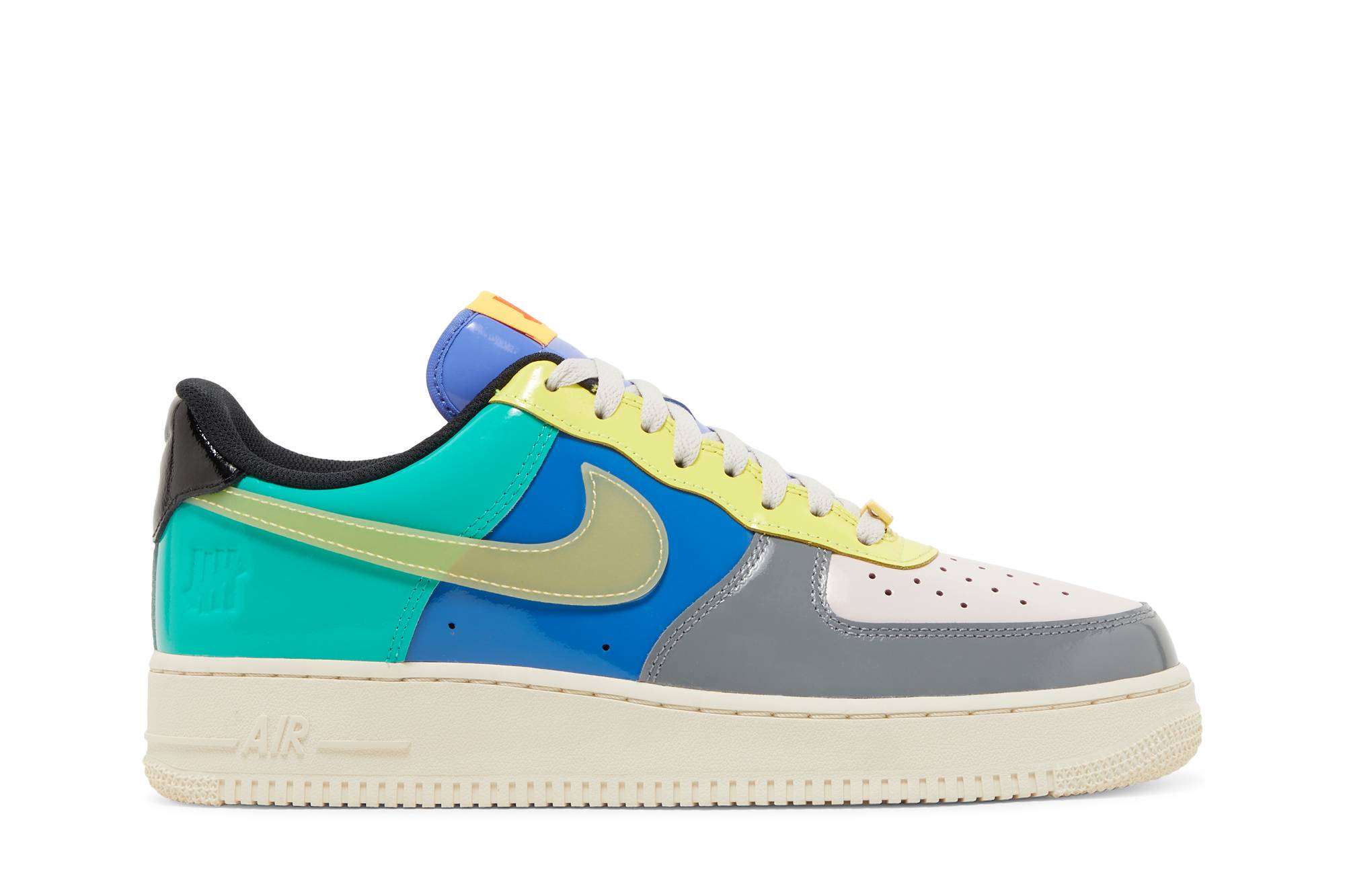 UNDEFEATED x Nike Air Force 1 Low 'Community' DV5255-001-7